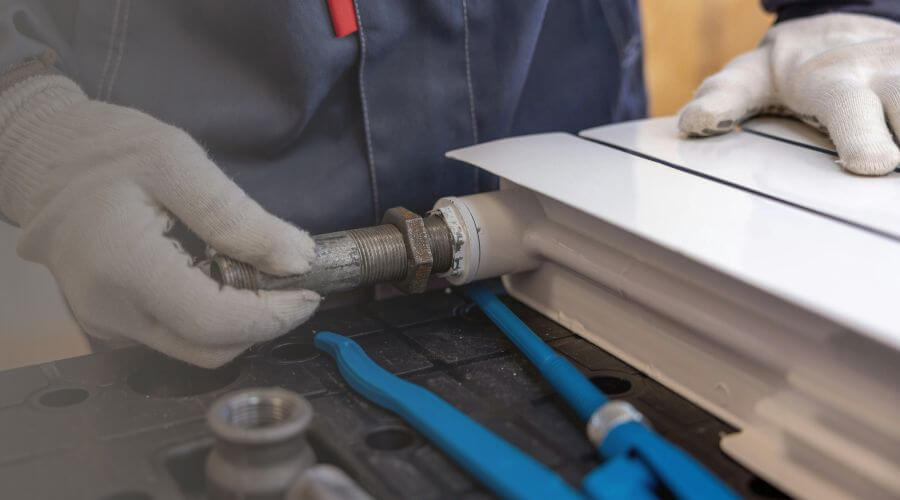 Expert burst pipe repair services in Pleasureville, KY